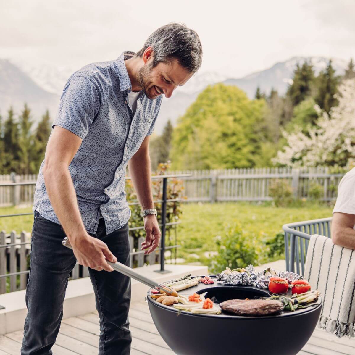 Höfats Bowl 57 Vuurkorf Plancha BBQ Set hoog